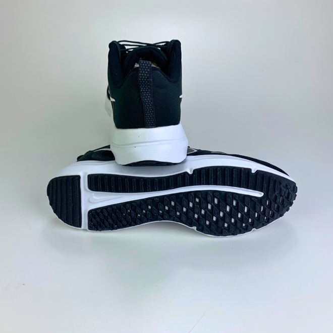 Nike downshifter black and 2024 white