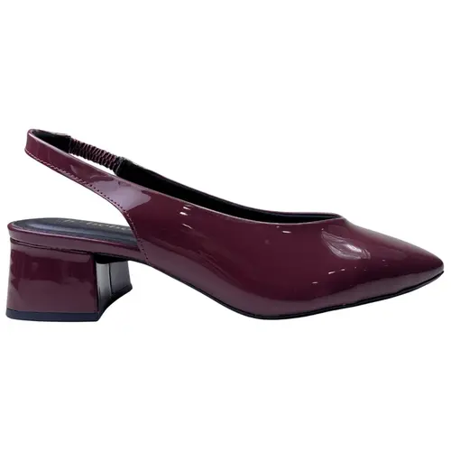 Sapato Chanel Bebecê Verniz Amarilis Vinho Feminino